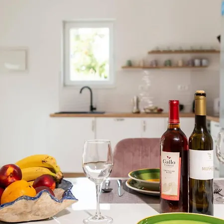 Casa Briscola 펜션 Marčana